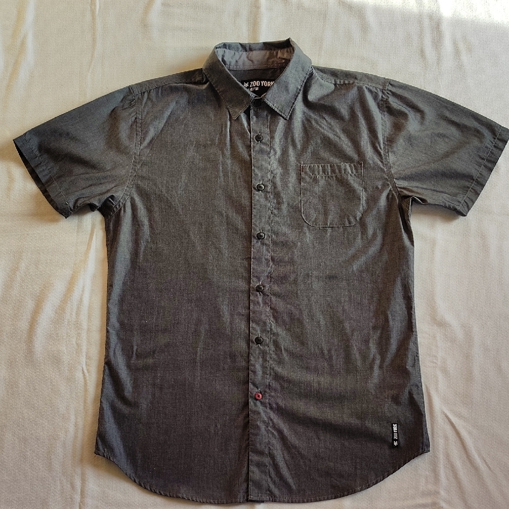 Zoo York Mens Shirt Size M Gray Button Up Short Sleeves One Front Pocket